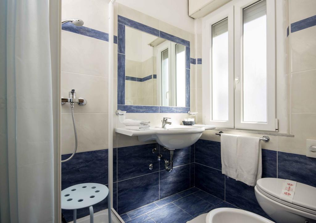 Hotel Veliero Rimini Ngoại thất bức ảnh