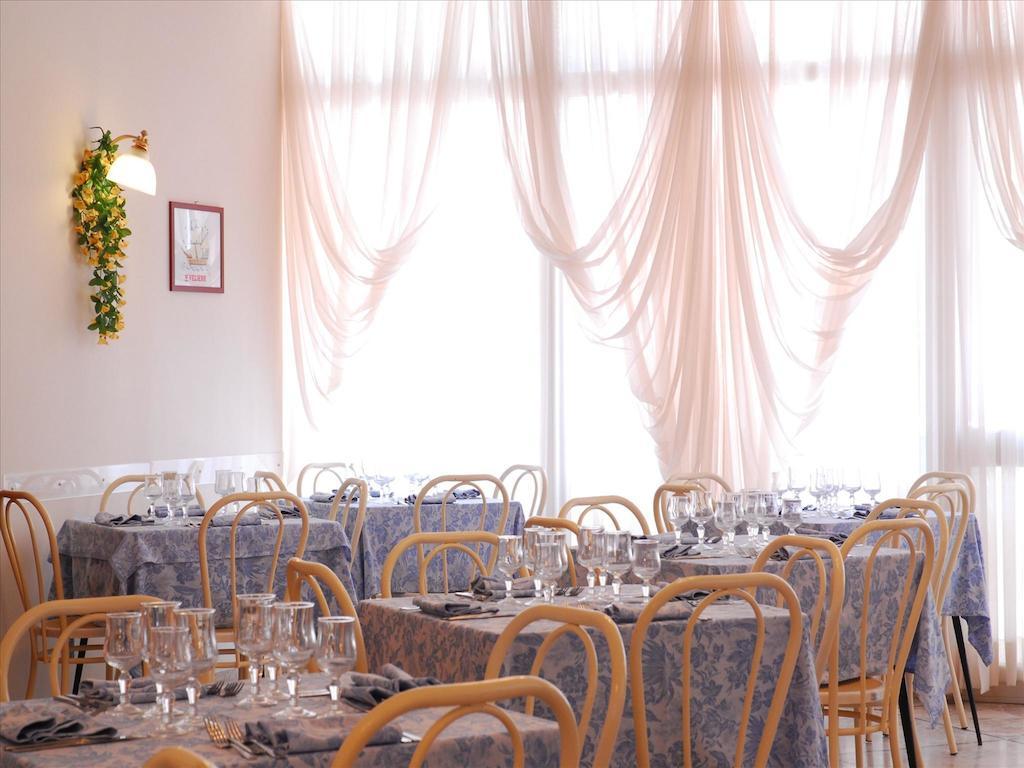 Hotel Veliero Rimini Ngoại thất bức ảnh